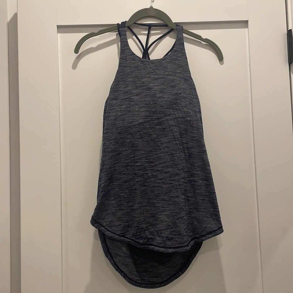 lululemon tank top size 4 w built in bra